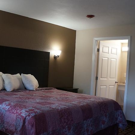 Best Stay Inn Plainville Exterior photo