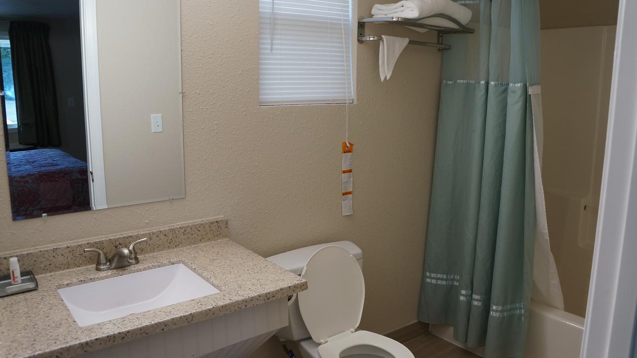 Best Stay Inn Plainville Exterior photo